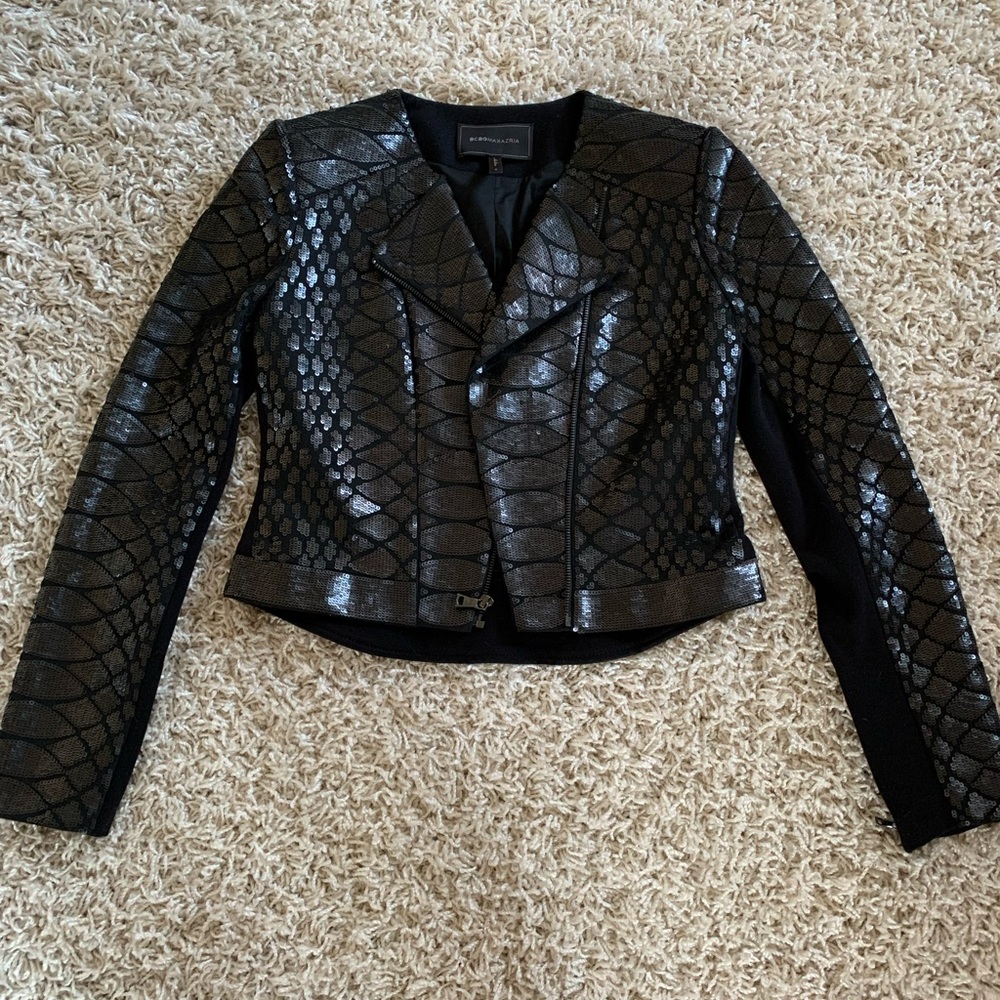 Short sequins jacket